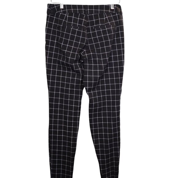 Old Navy Pixie High Rise Black & White Windowpane Pants With Secret-Slim Pockets - Picture 2 of 11